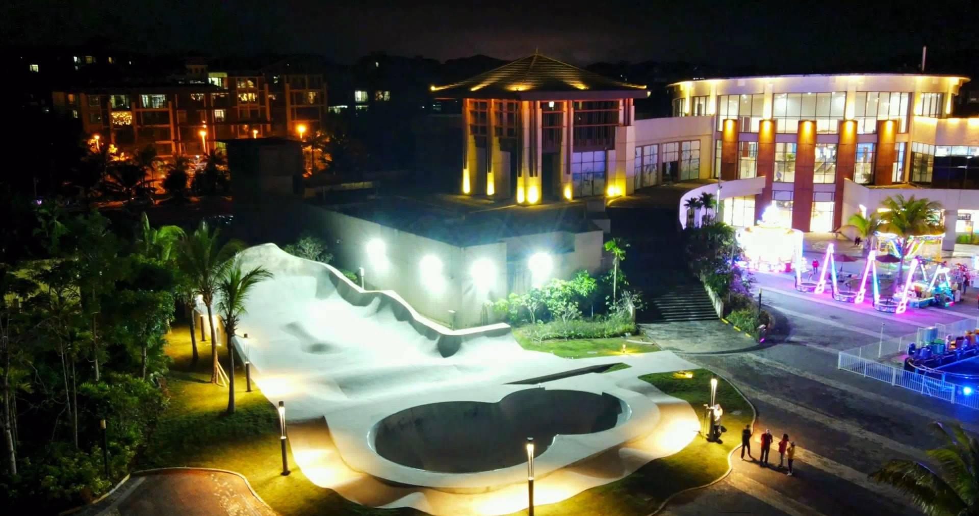 万宁龙8头号玩家国际免税港