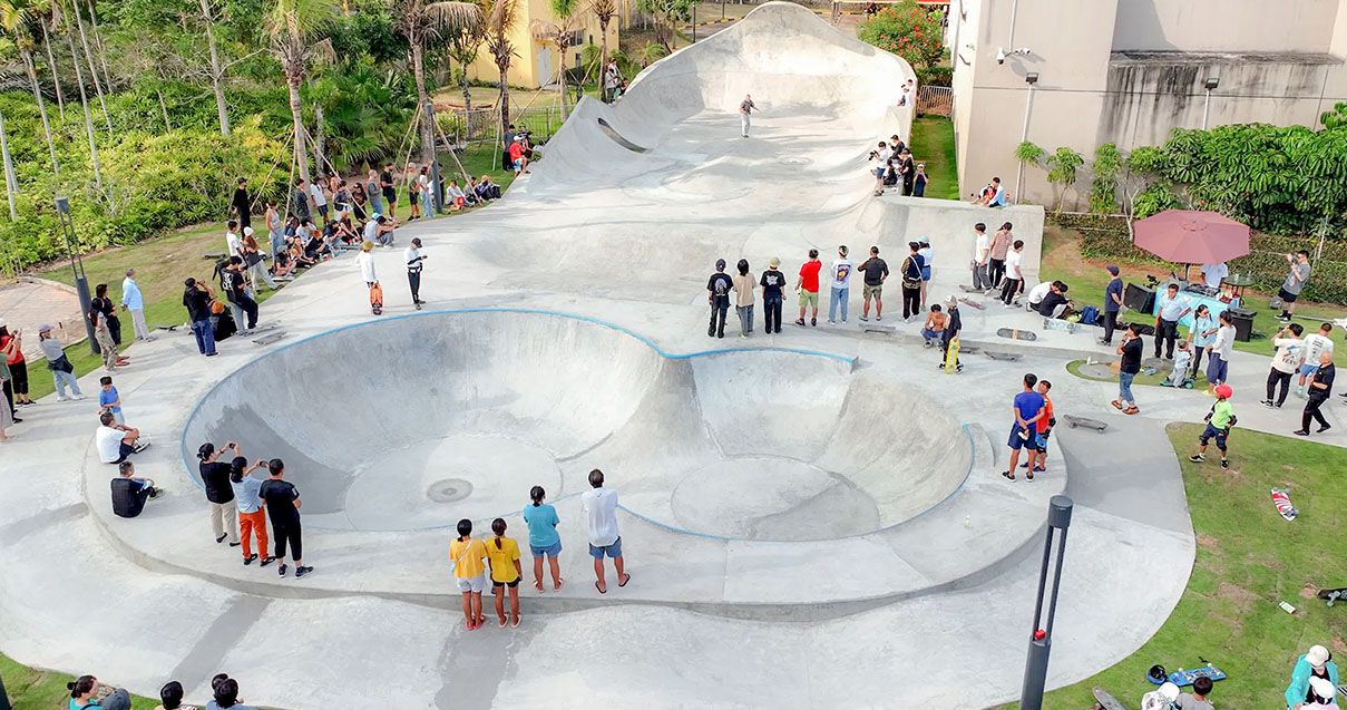 万宁龙8头号玩家国际免税港