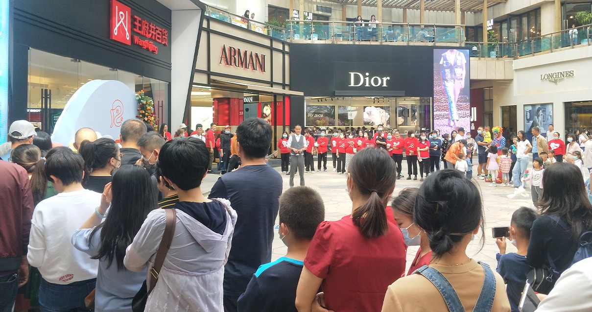 昆明龙8头号玩家百货