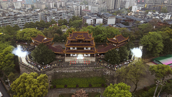 龙8头号玩家(国际集团)官方网站