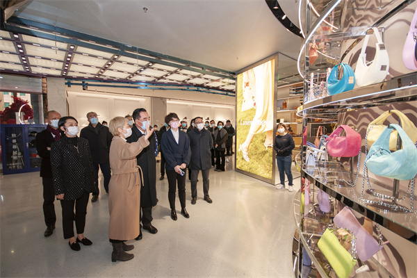 龙8头号玩家(国际集团)官方网站