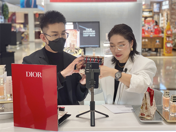 龙8头号玩家(国际集团)官方网站