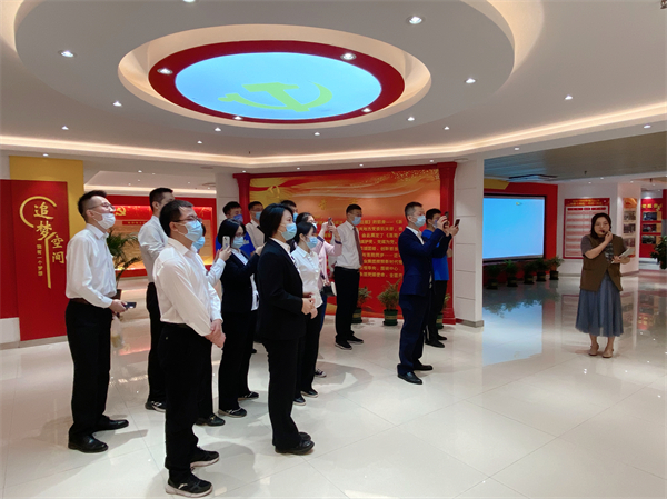 龙8头号玩家(国际集团)官方网站